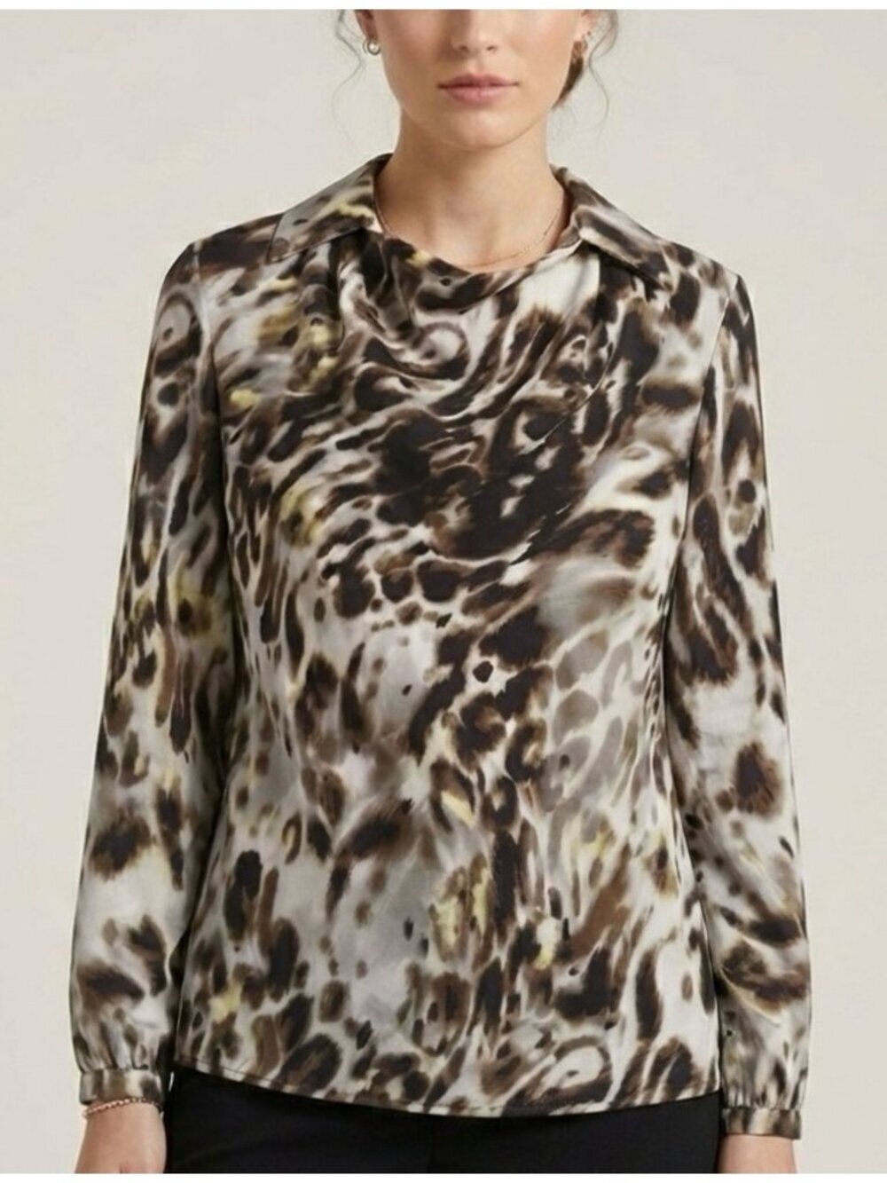 St. John Draped Neck Silk Animal Print Long Sleeve Blouse Top Women’s Size 2